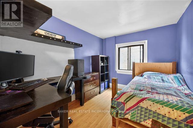 1867 DUFFERIN STREET - 27