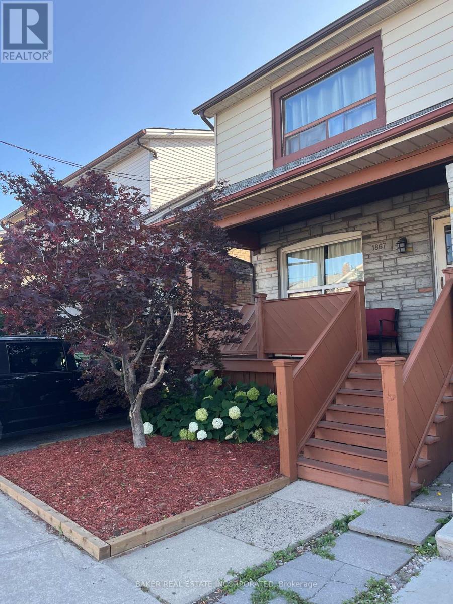 1867 DUFFERIN STREET - 49