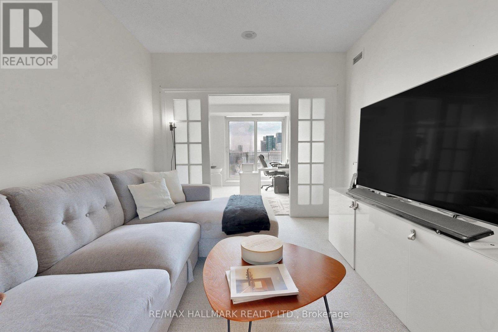 #1516 410 QUEENS QUAY W - 19