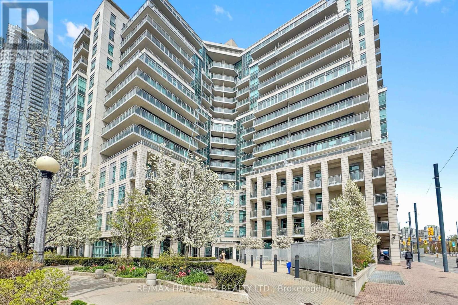 #1516 410 QUEENS QUAY W - 4