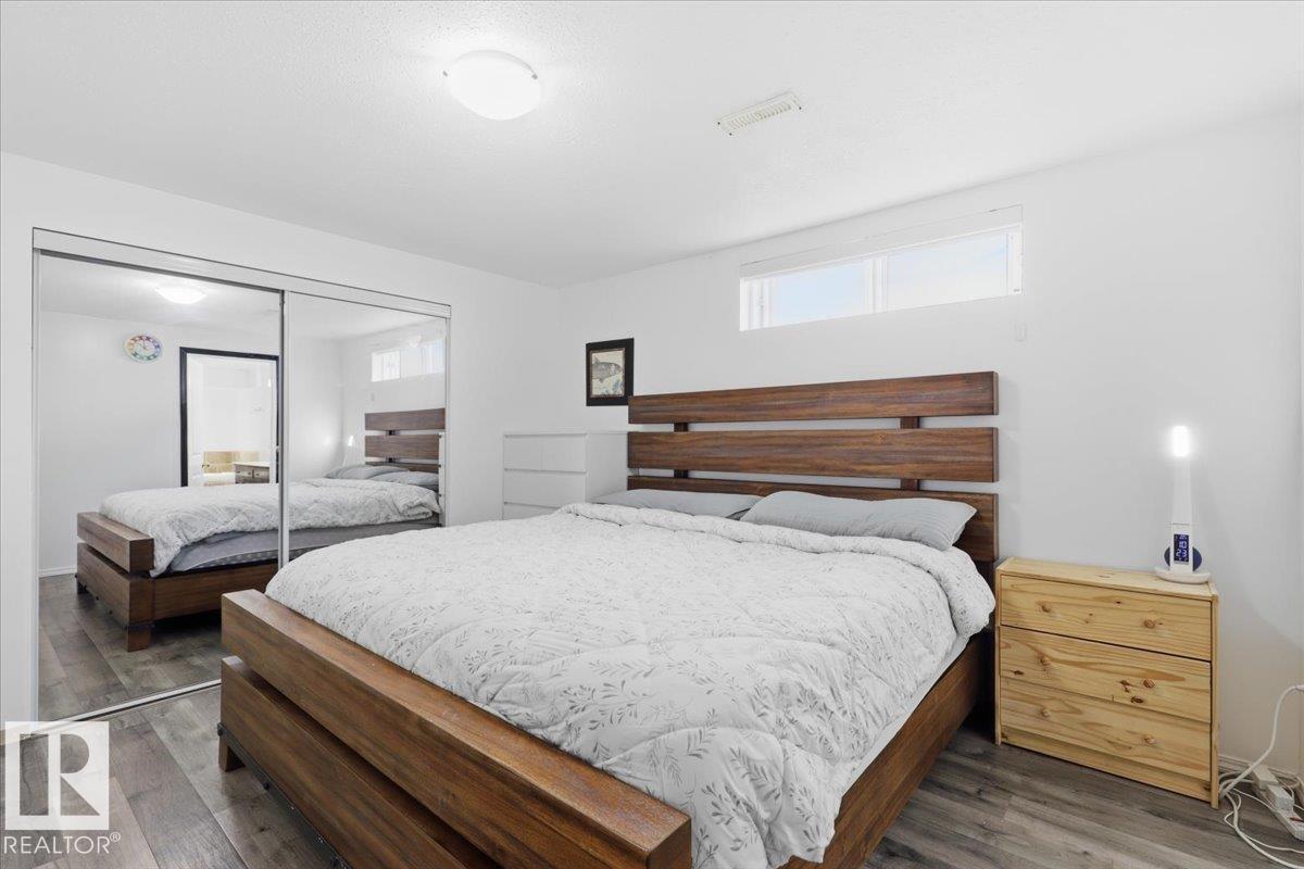 242 Northmount DR - Image 21