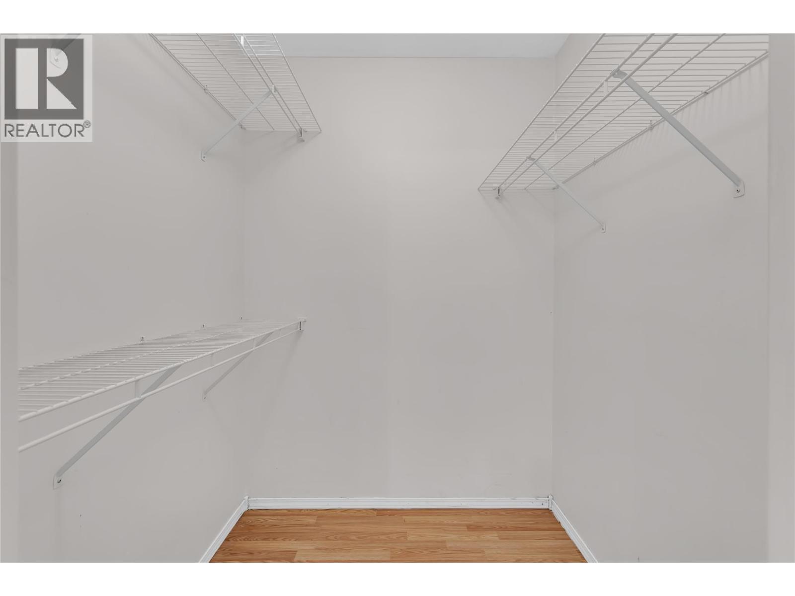 324 Klassen Road - 17