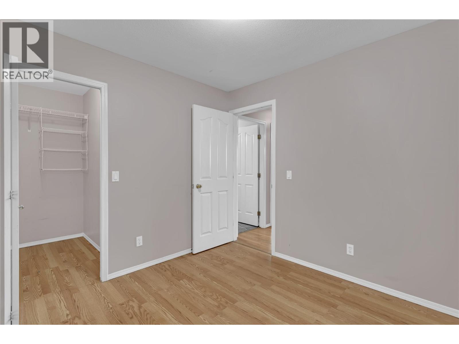 324 Klassen Road - 20