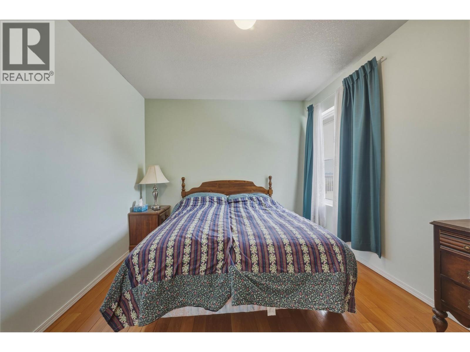 19 Preston Crescent - Image 28