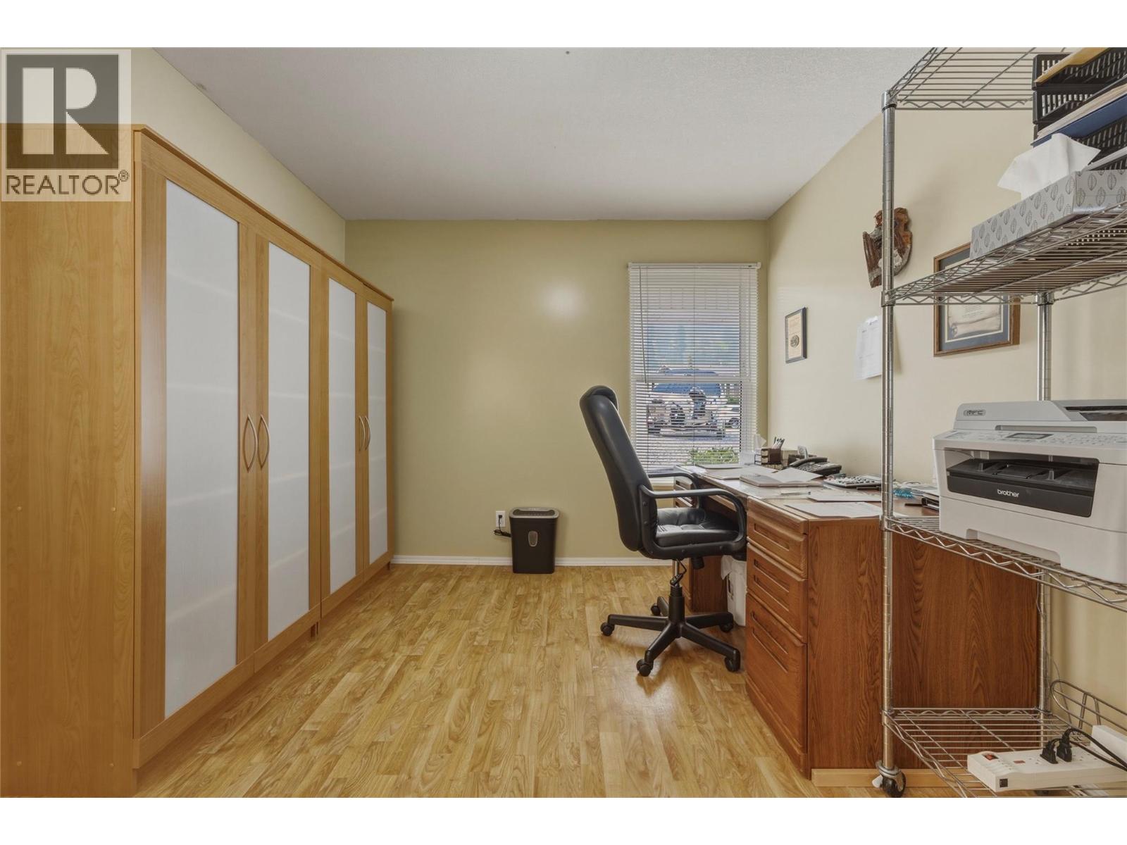 19 Preston Crescent - Image 10