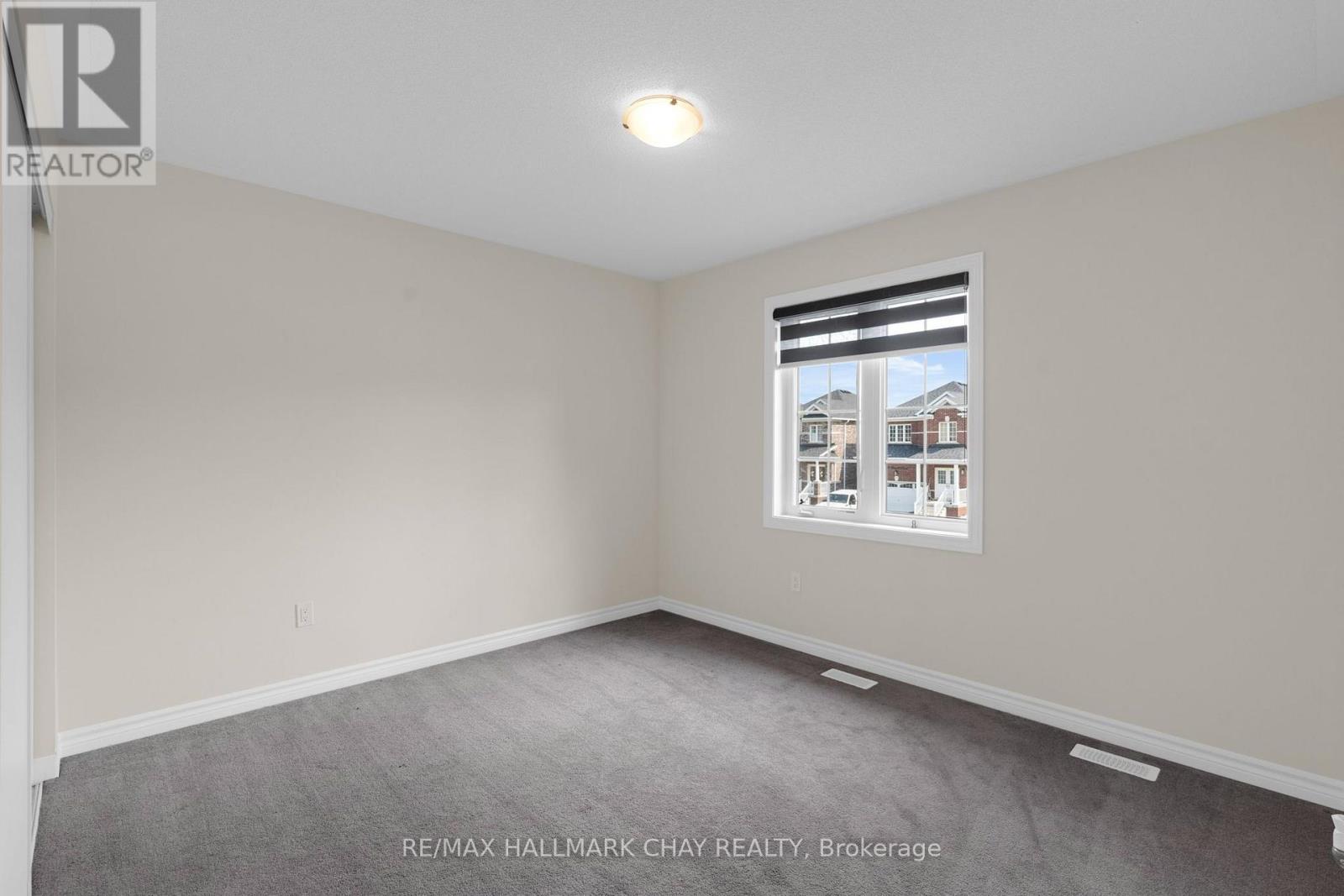 264 RUSSELL STREET - 27
