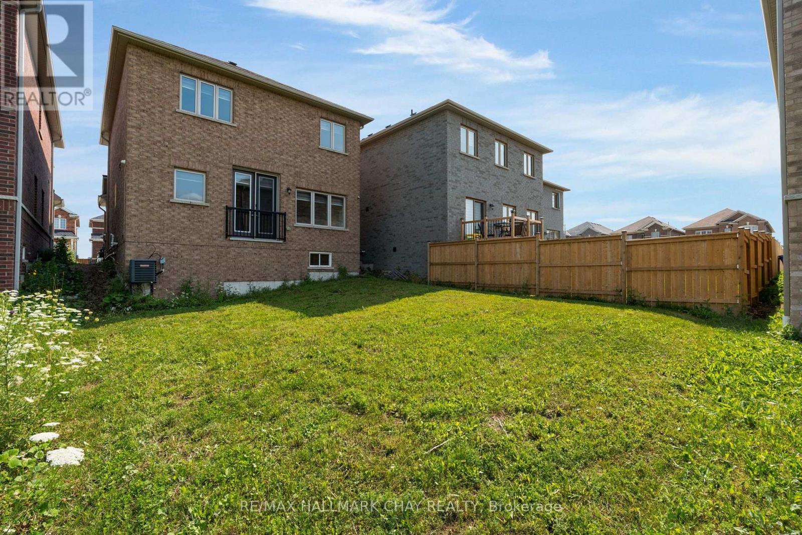 264 RUSSELL STREET - 32