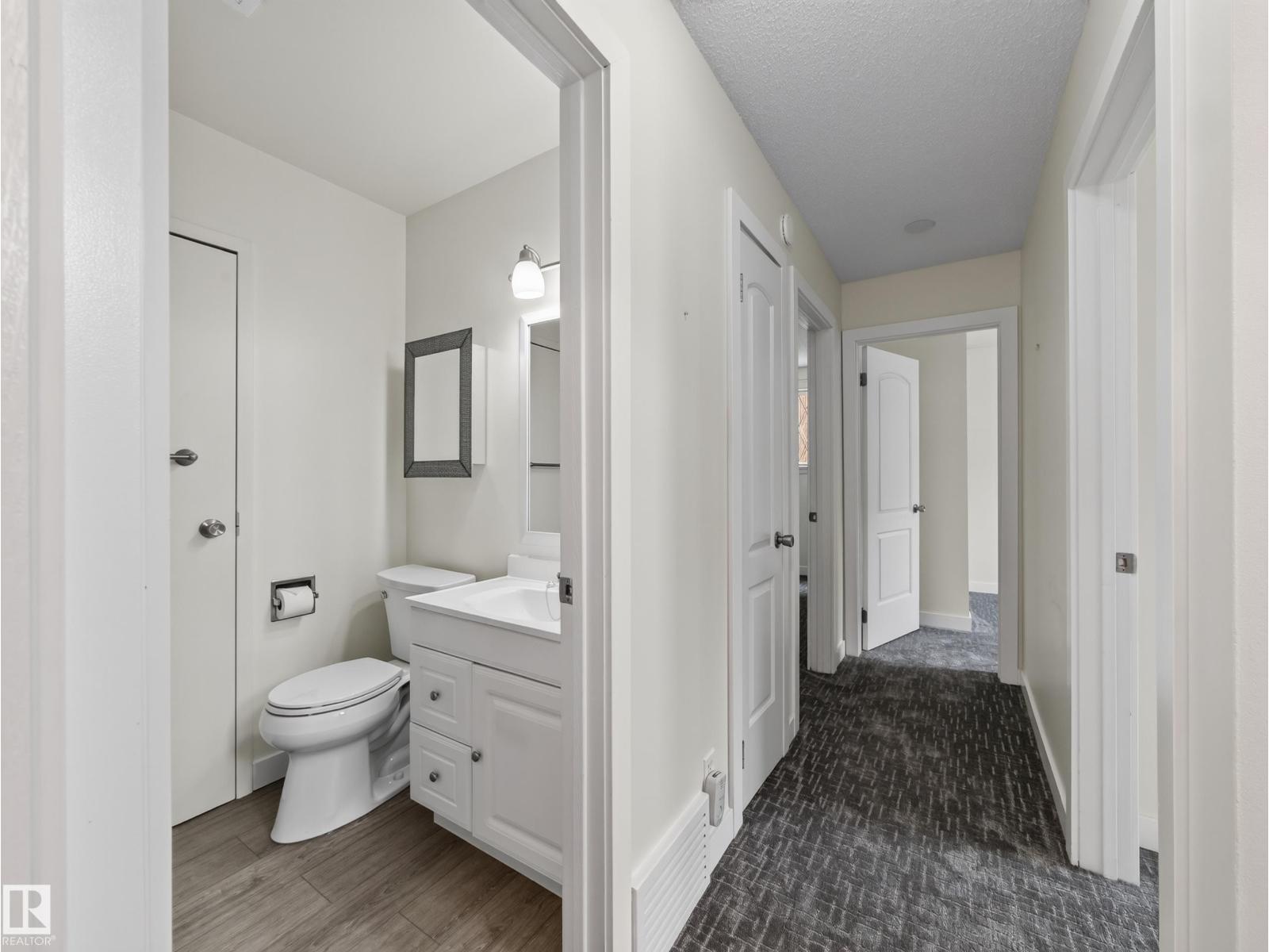 10136 81 ST NW - 17