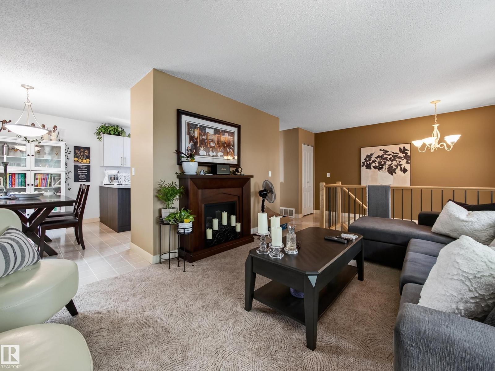 10136 81 ST NW - 25