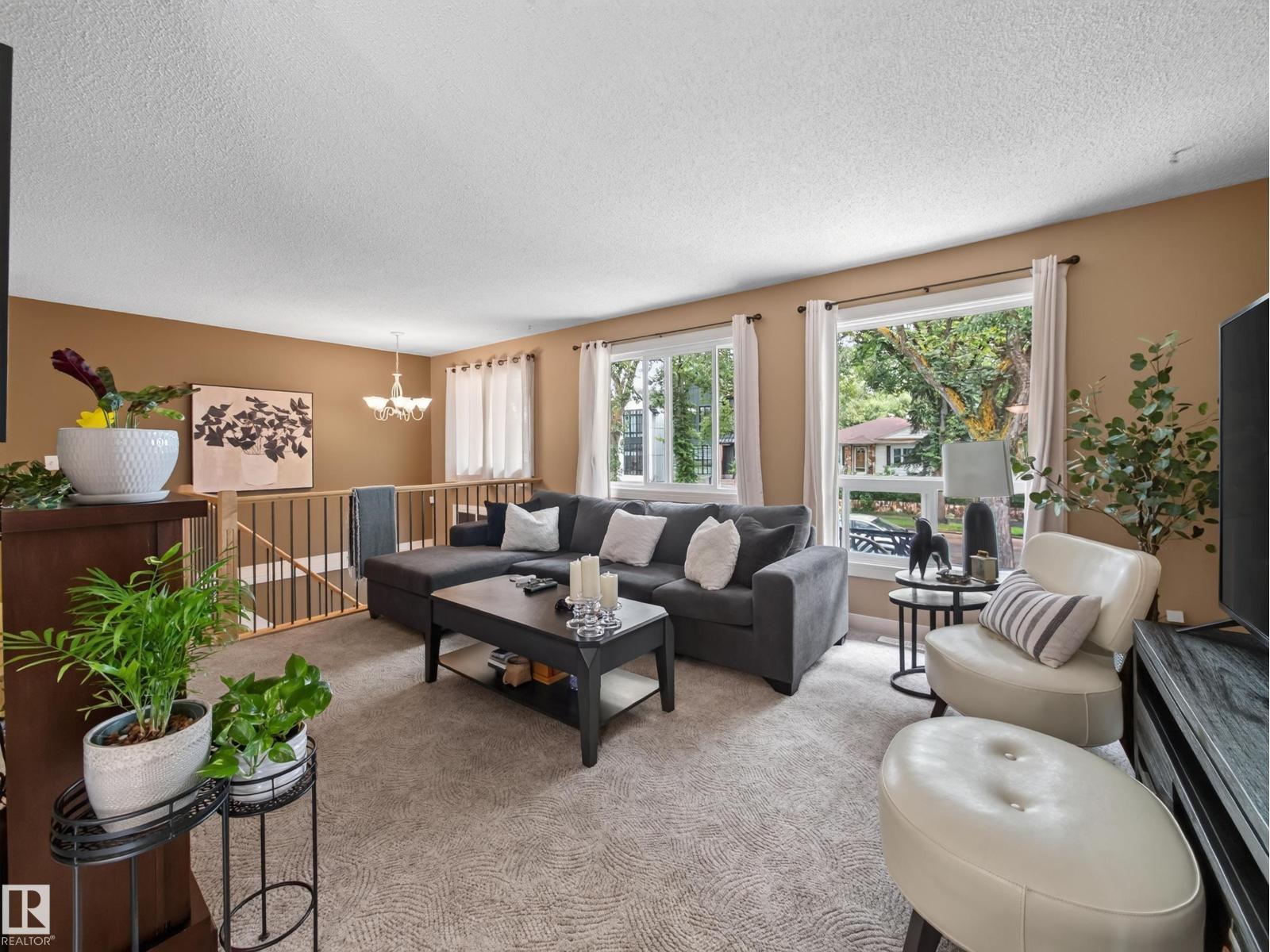 10136 81 ST NW - 26