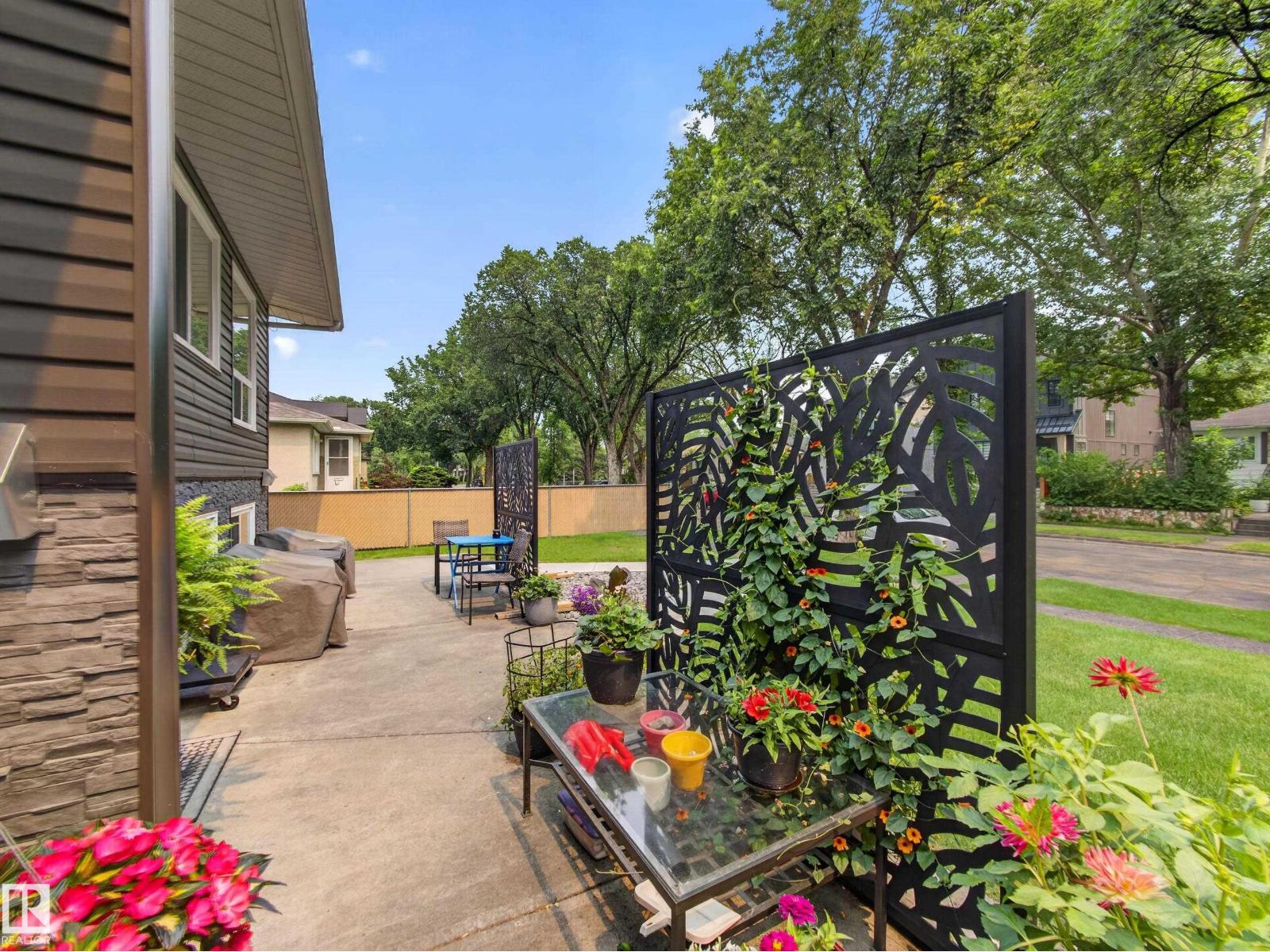 10136 81 ST NW - 3