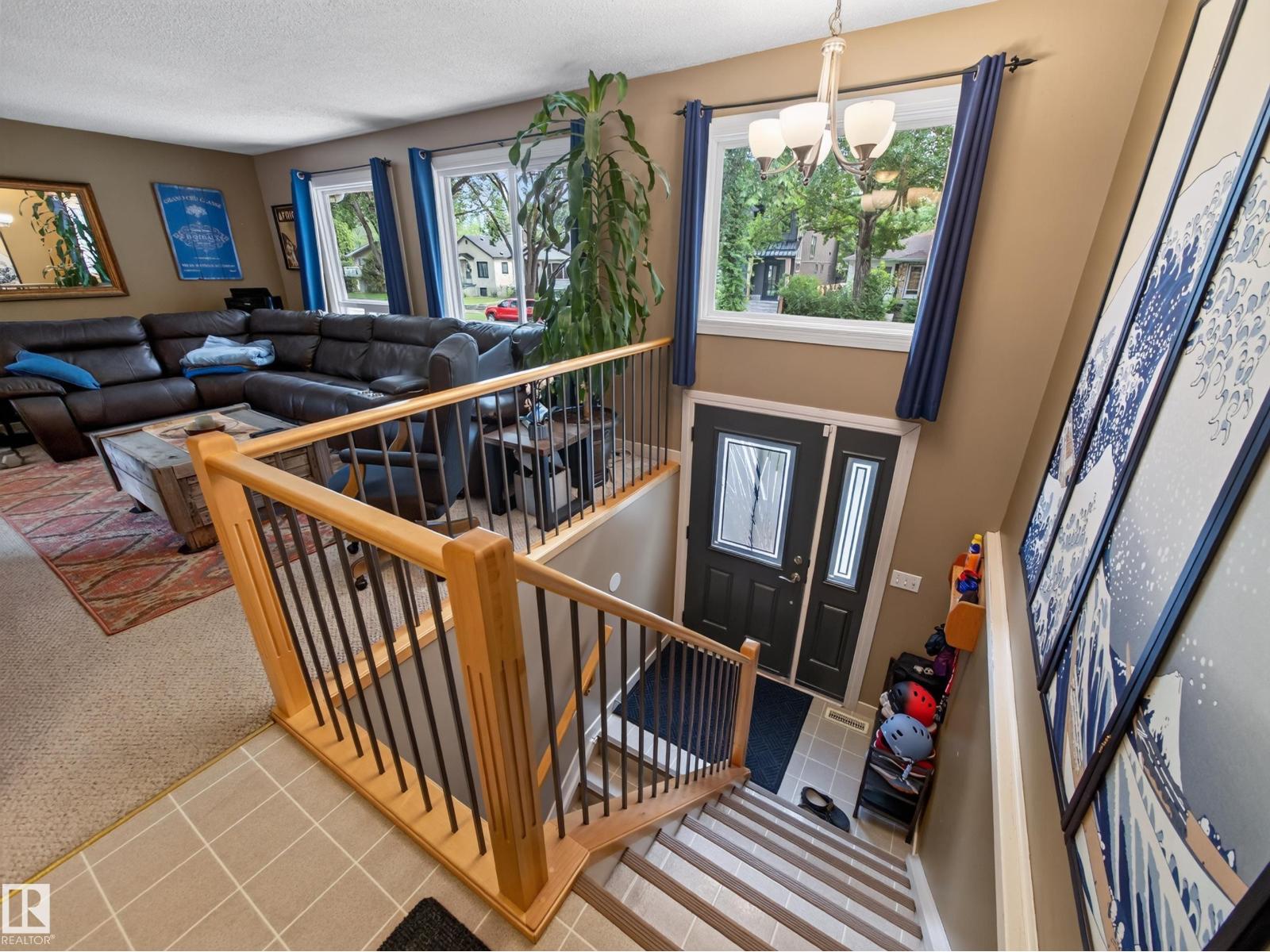 10136 81 ST NW - 38