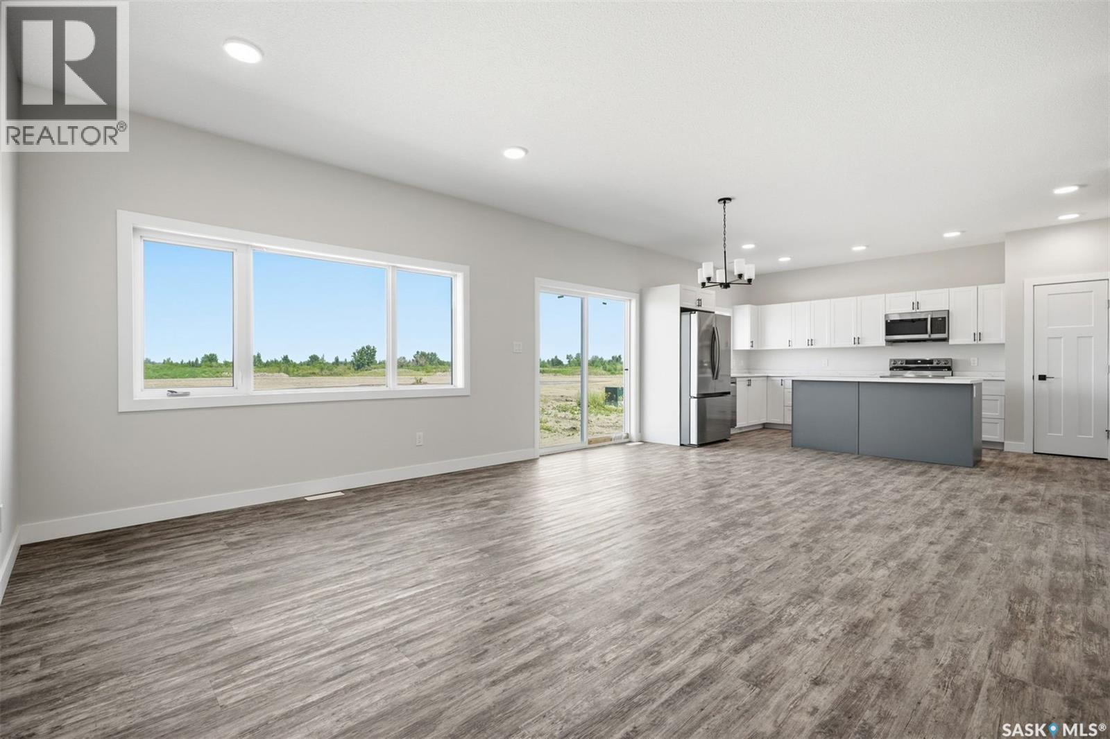 149 Emma CRESCENT - 10