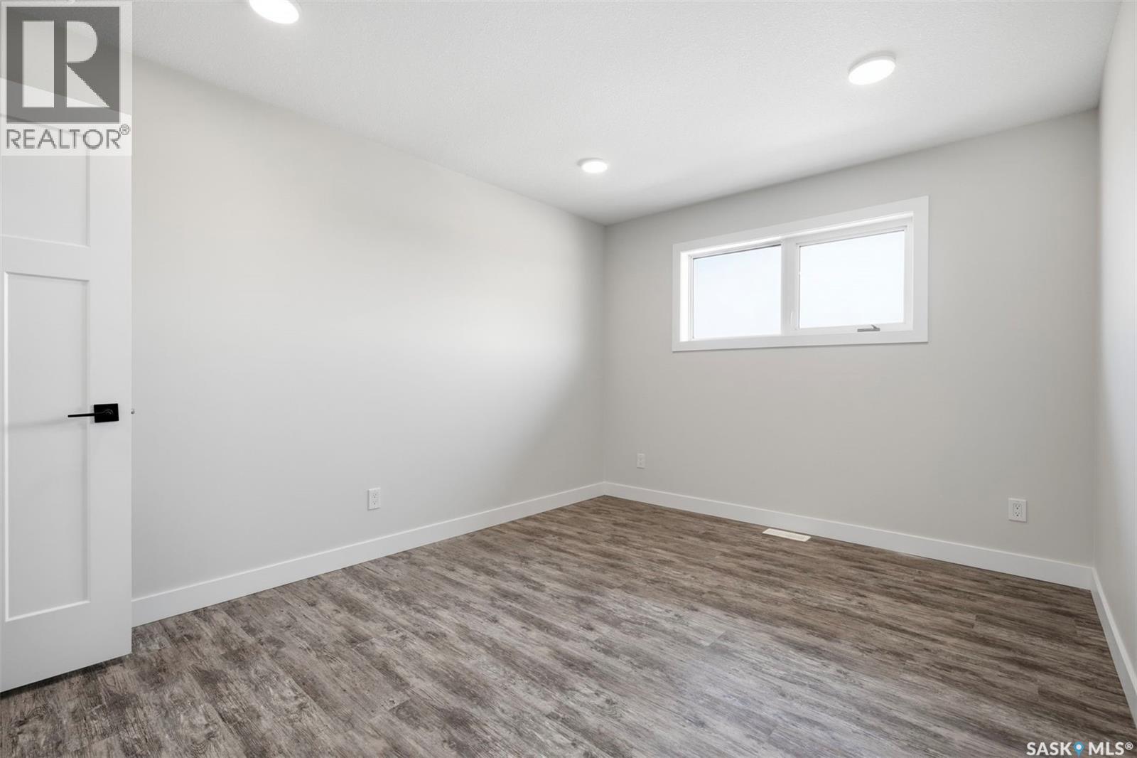 149 Emma CRESCENT - 18
