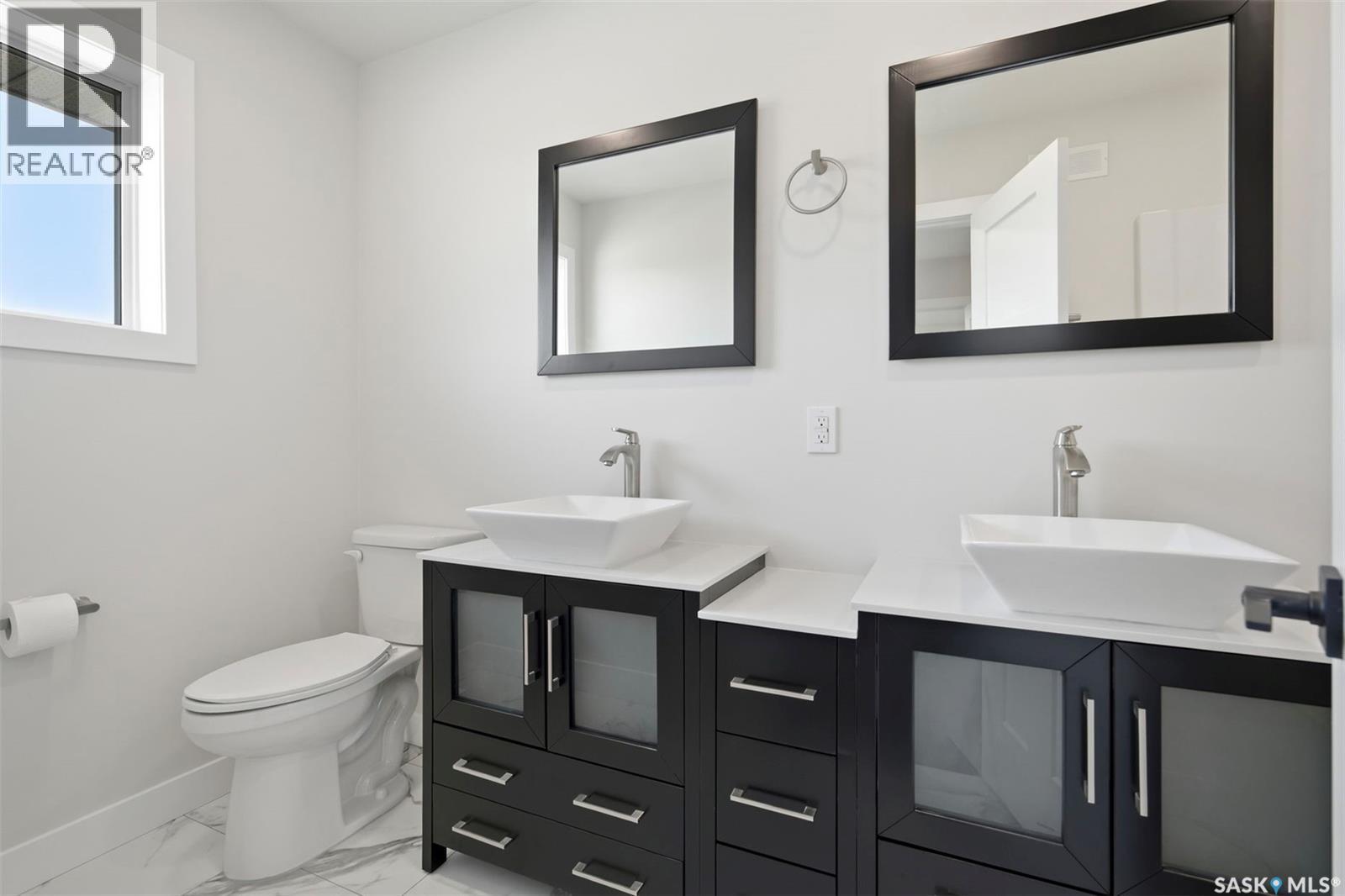 149 Emma CRESCENT - 21