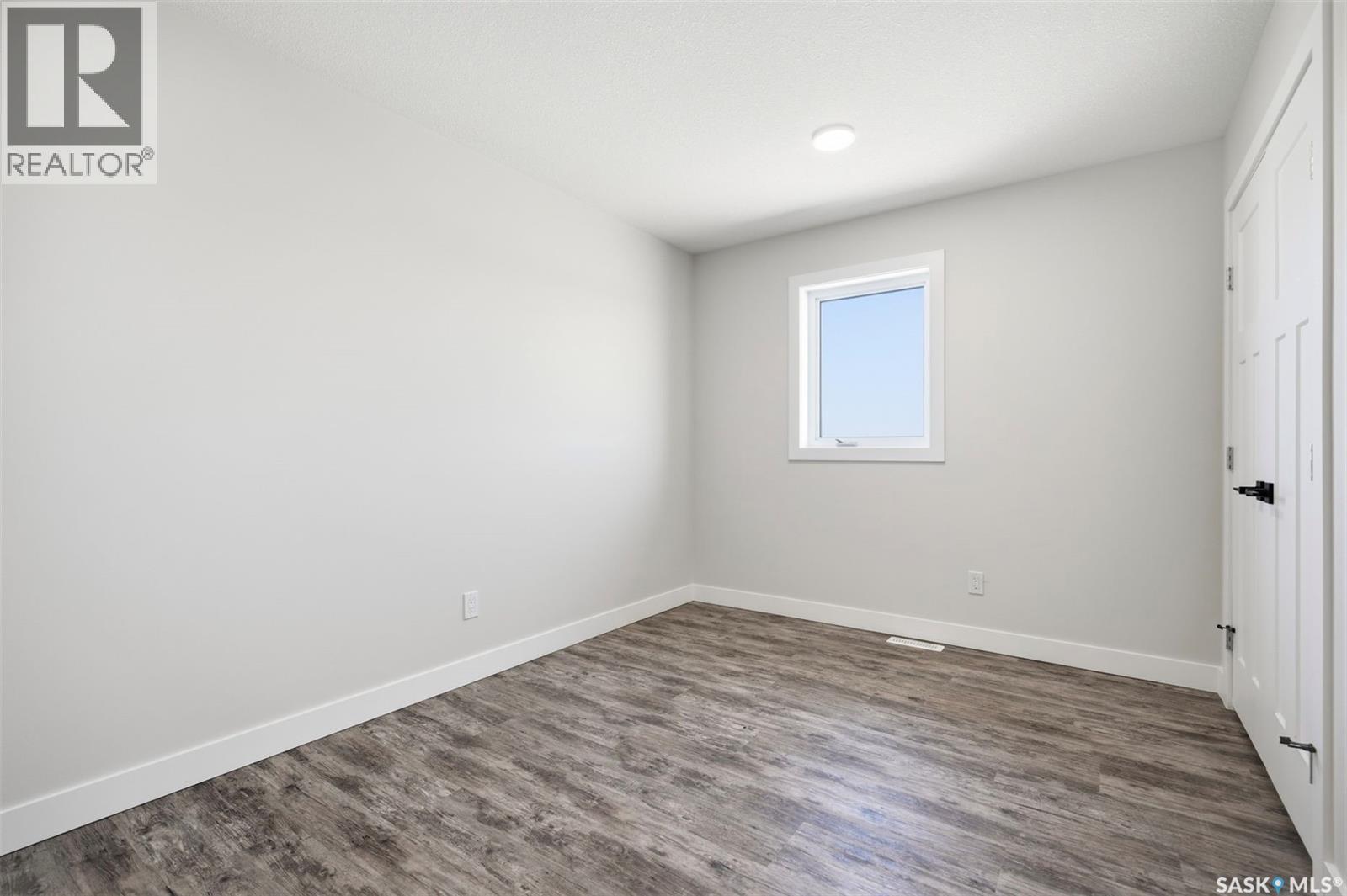 149 Emma CRESCENT - 25
