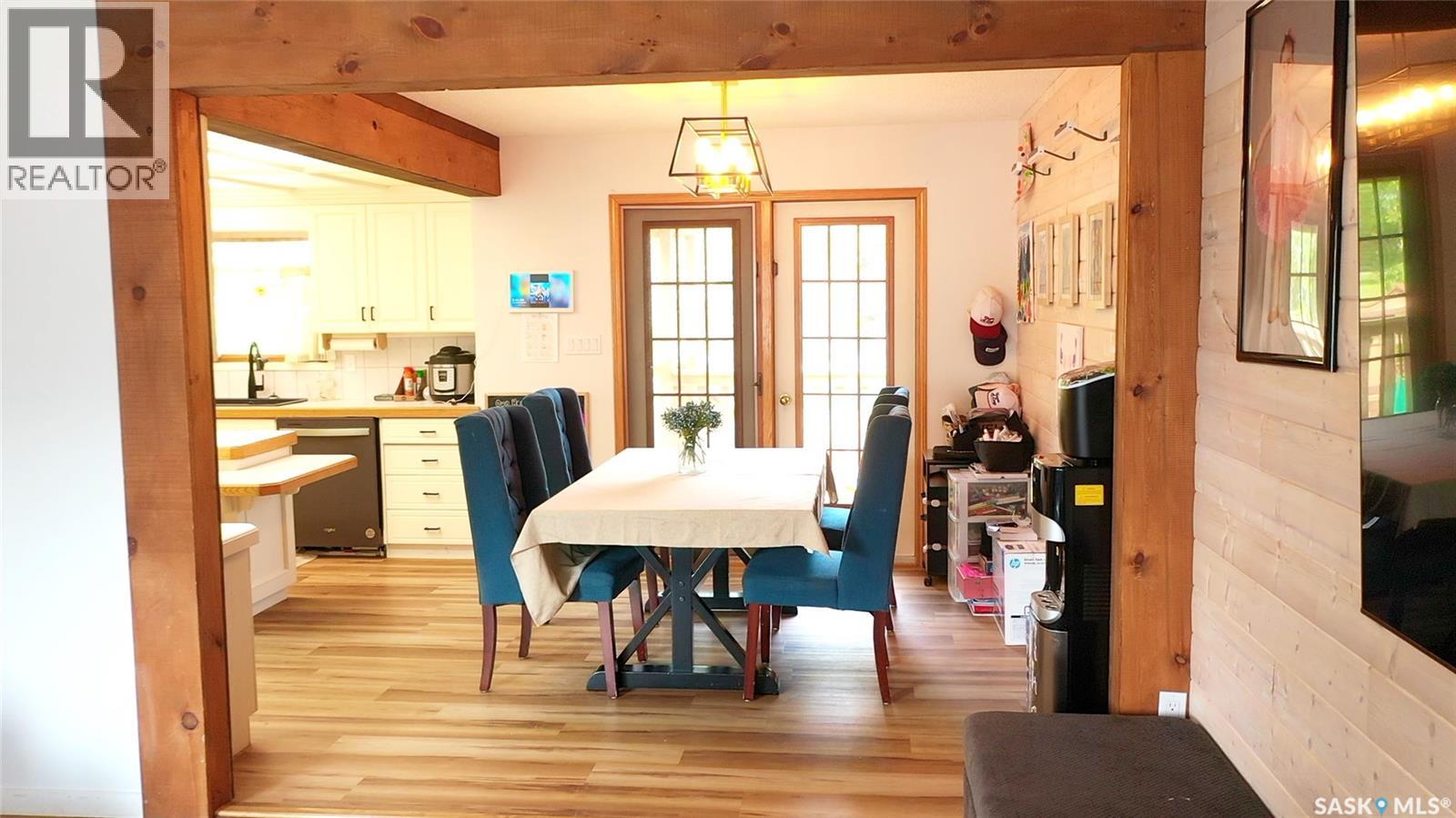 12 Redfield BAY - 12