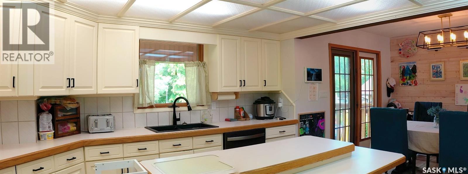 12 Redfield BAY - 6