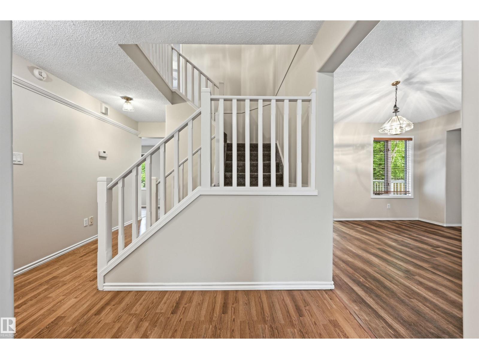 219 BUCHANAN CL NW - Image 3