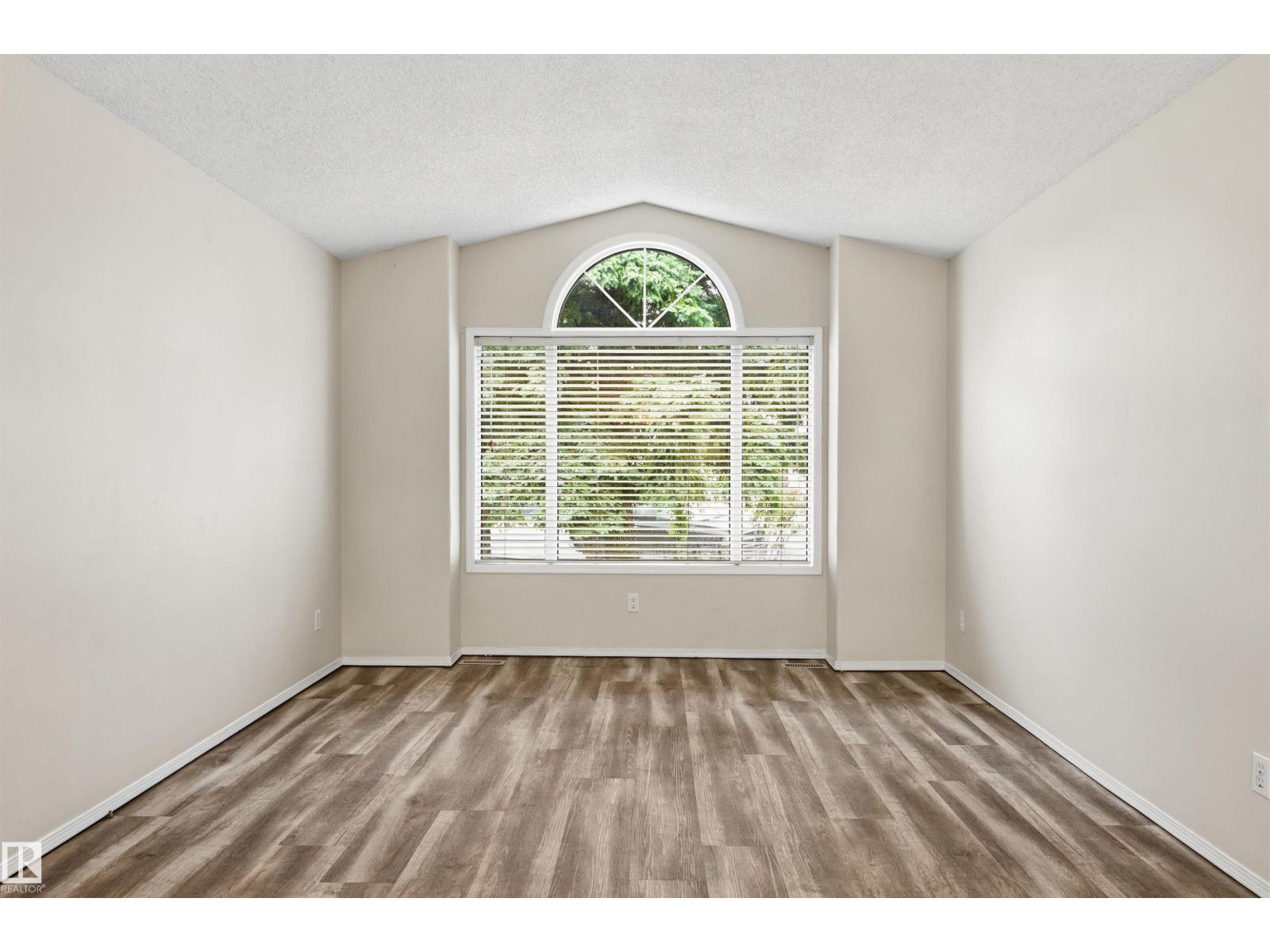219 BUCHANAN CL NW - Image 6