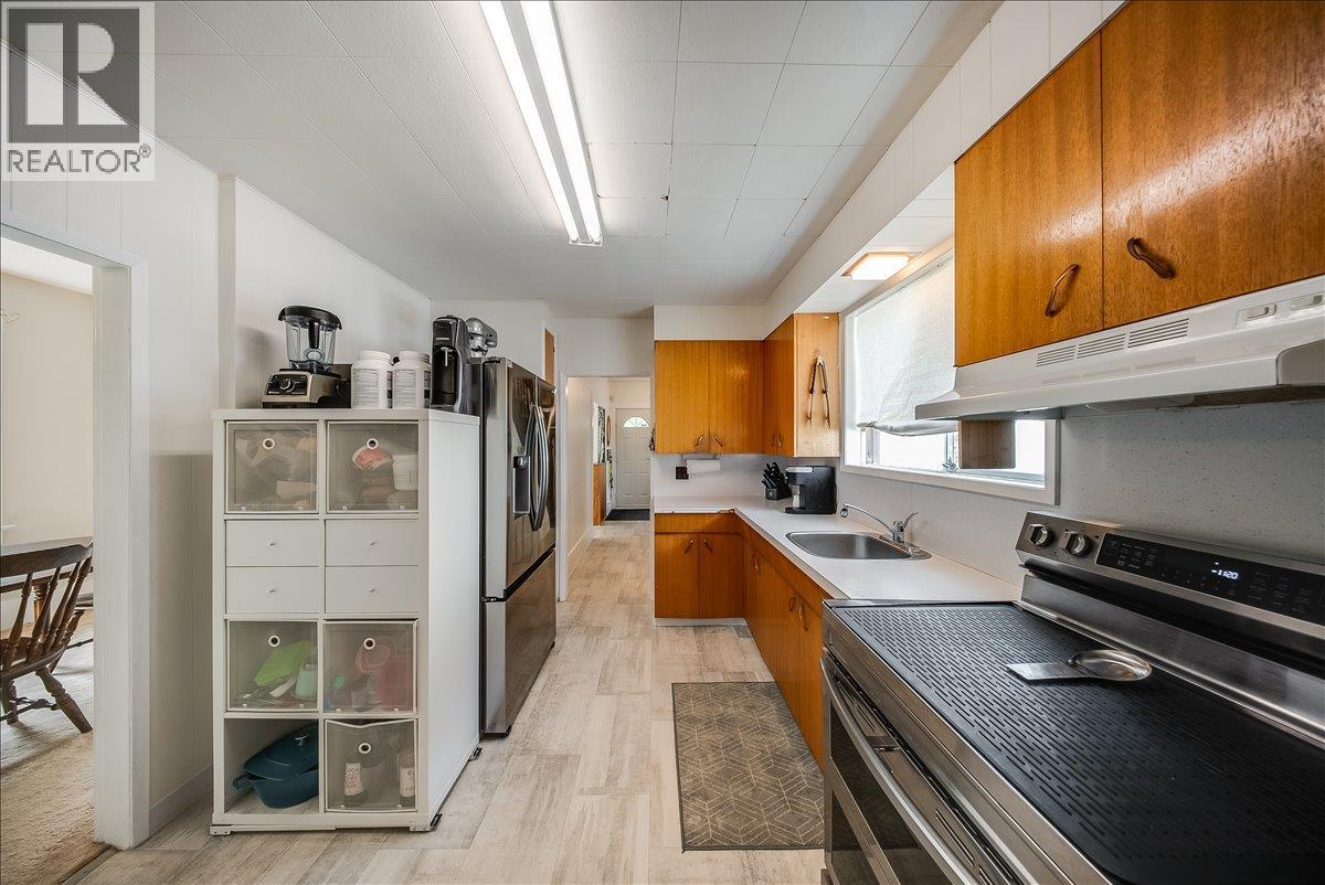 1109 Nelson Avenue - 4