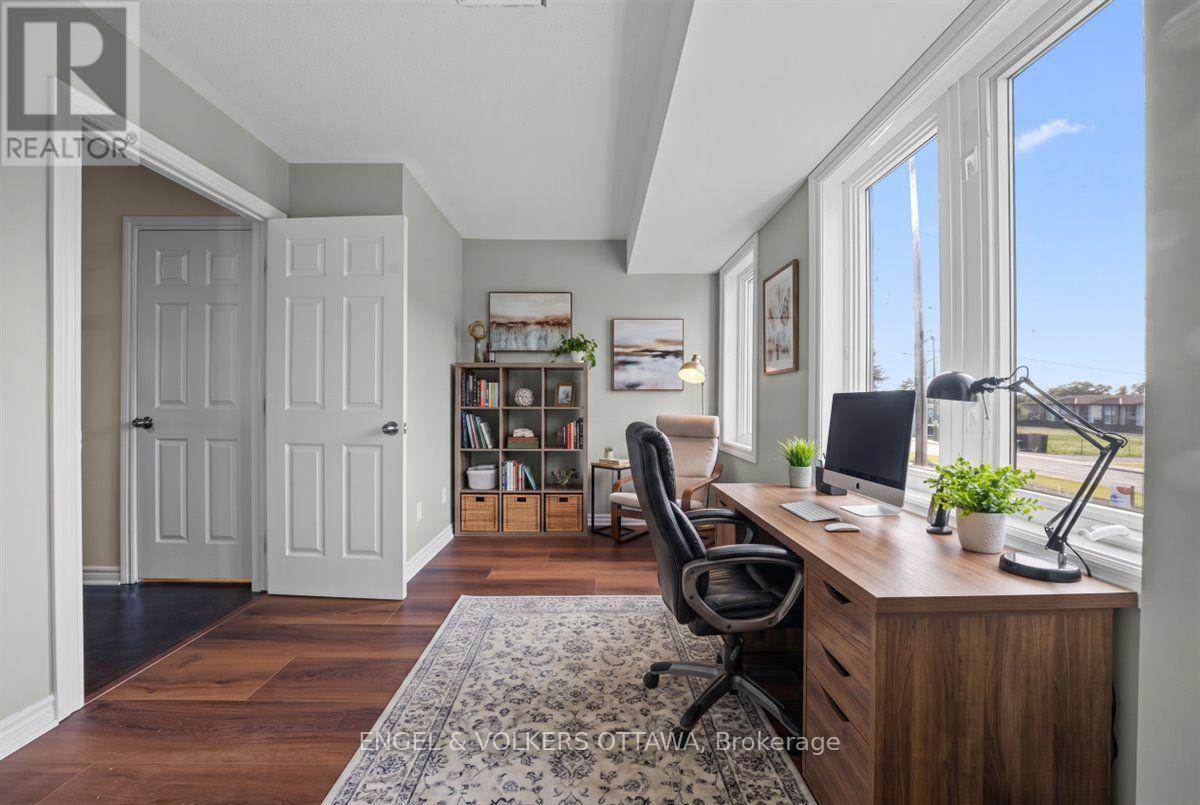 #9 2820 BASELINE ROAD - Image 17