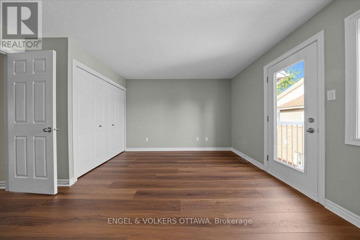 #9 2820 BASELINE ROAD - Image 24