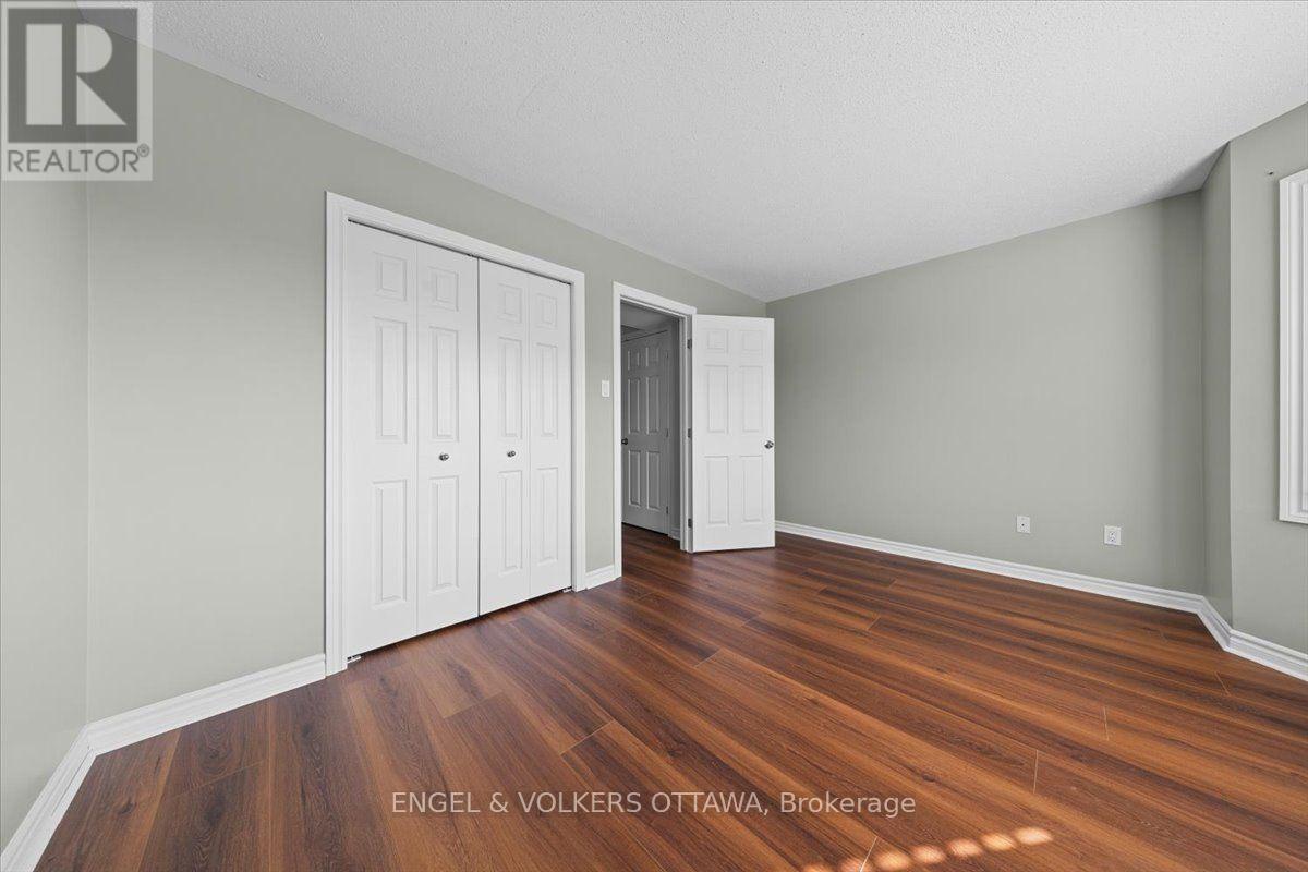 #9 2820 BASELINE ROAD - Image 29