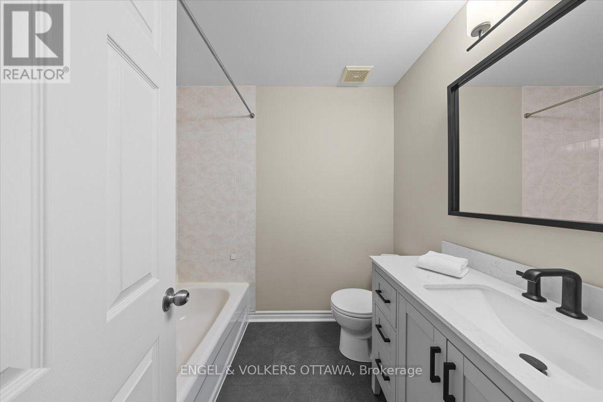 #9 2820 BASELINE ROAD - Image 30