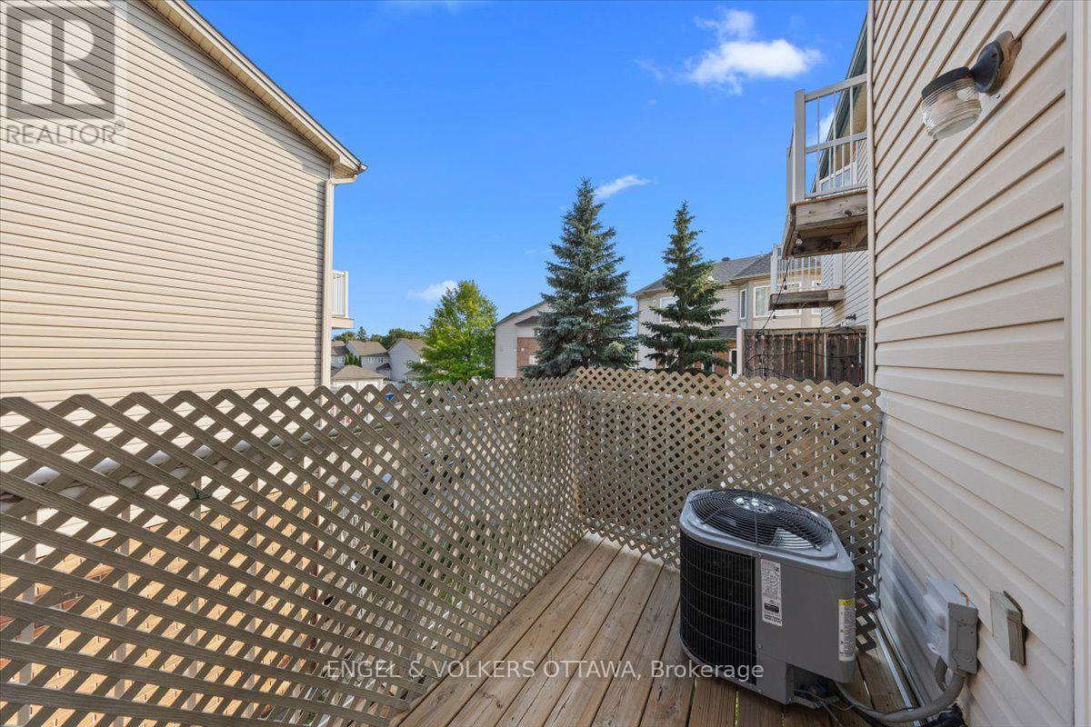 #9 2820 BASELINE ROAD - Image 33