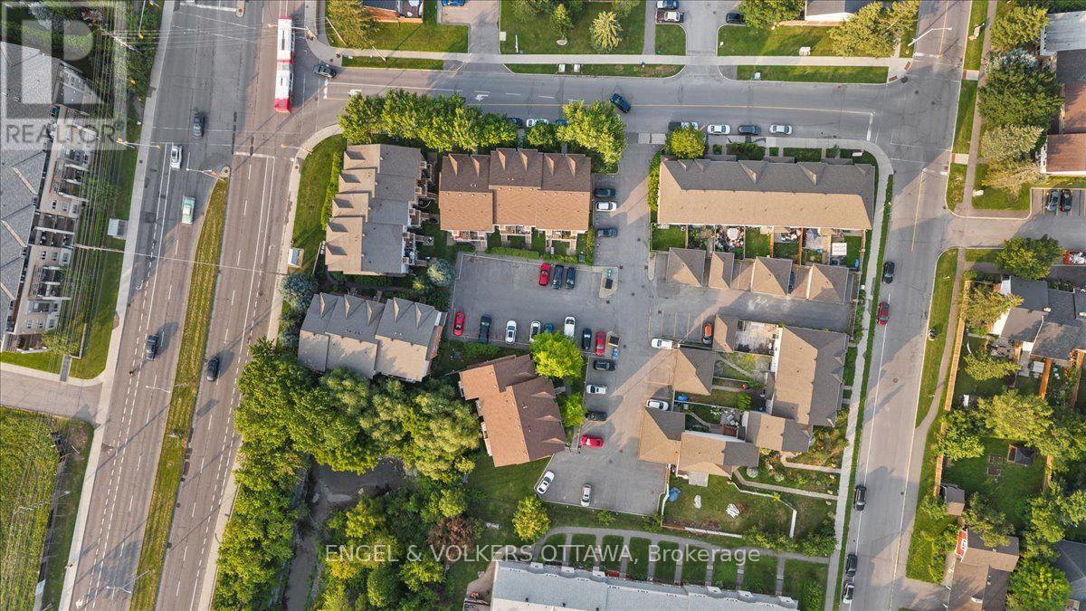 #9 2820 BASELINE ROAD - Image 36