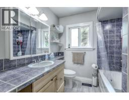 12547 Blackstock Street, Maple Ridge, BC V2X5N7 Photo 18