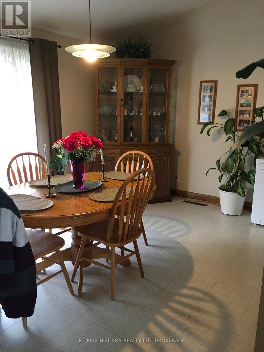 4577 DRUMMOND ROAD - 10