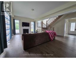 Primary Bedroom - 6 Aldwinckle Avenue, Oro Medonte, ON L0L2L0 Photo 6