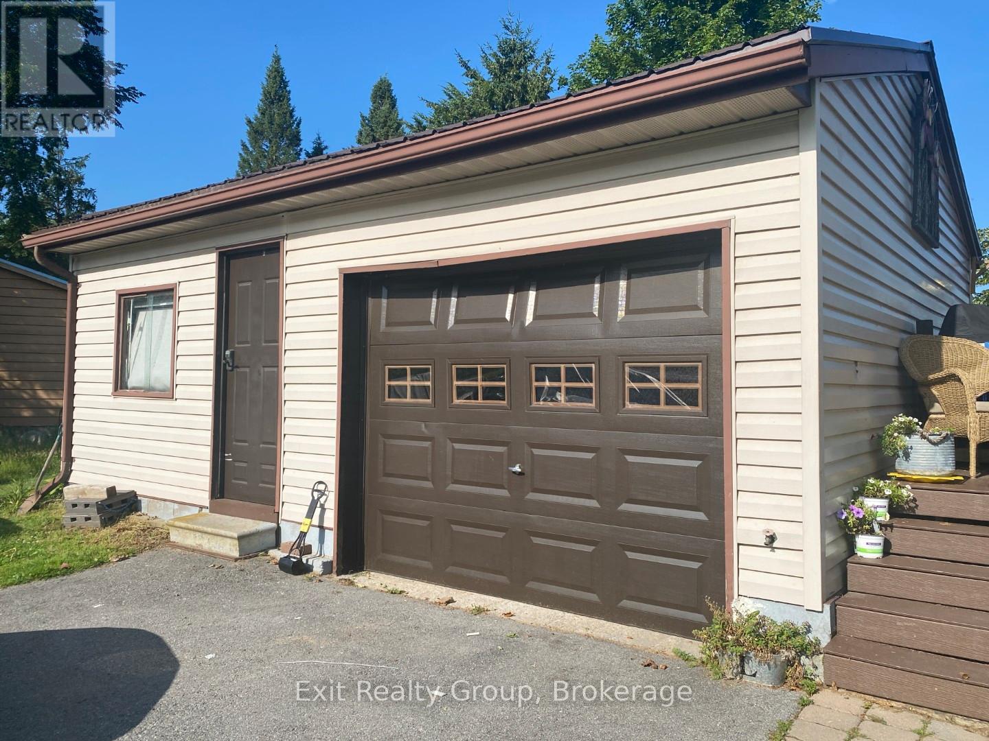 66 RODGERS ROAD - 23