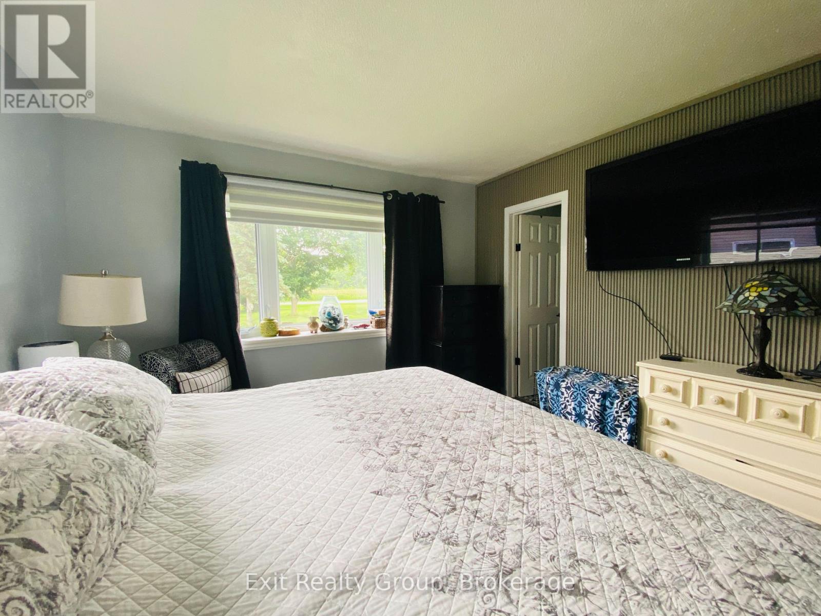 66 RODGERS ROAD - 39
