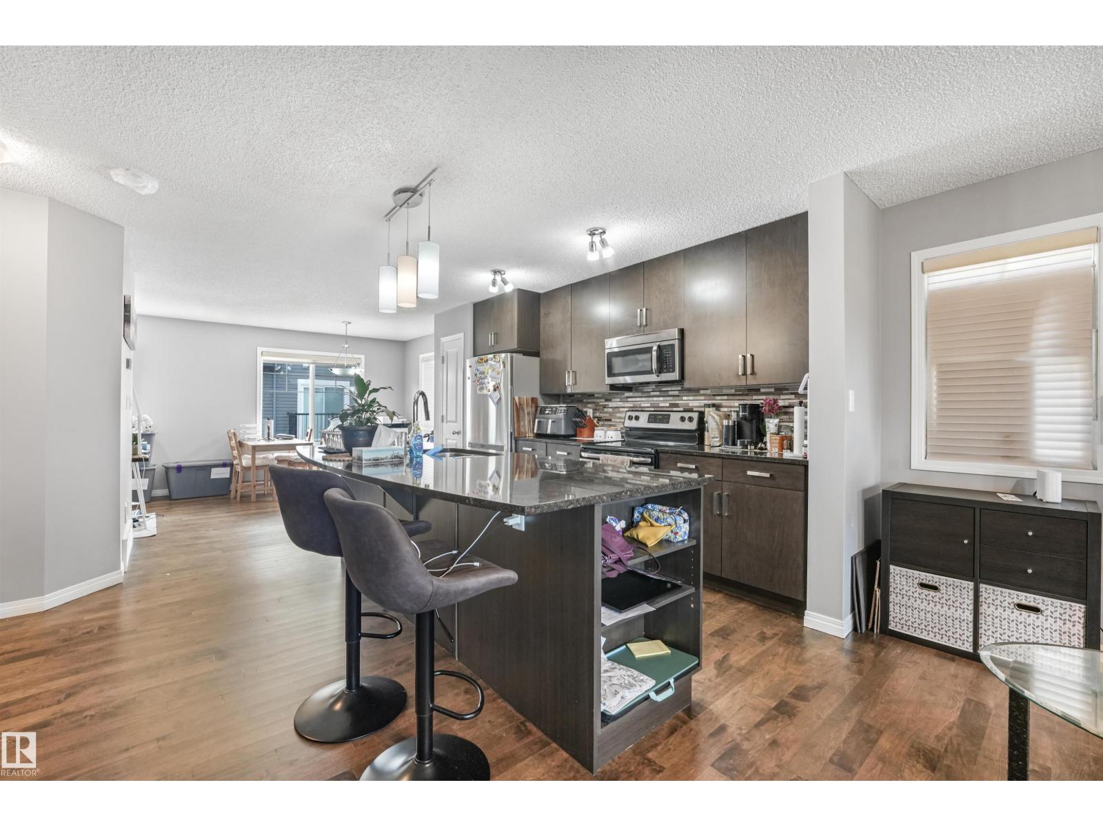 #40 1030 chappelle BV SW - 16