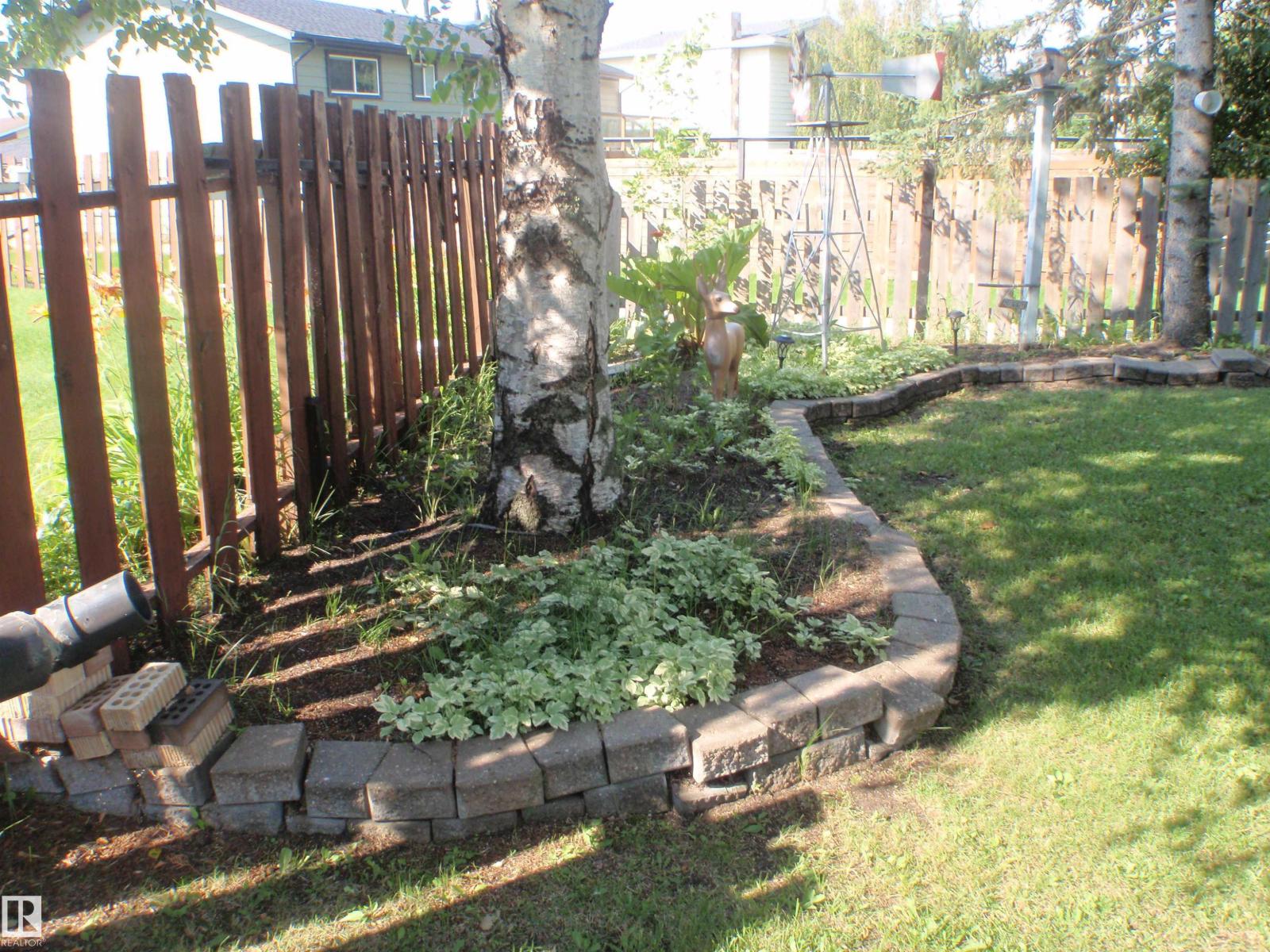 5802 53 ST - Image 16
