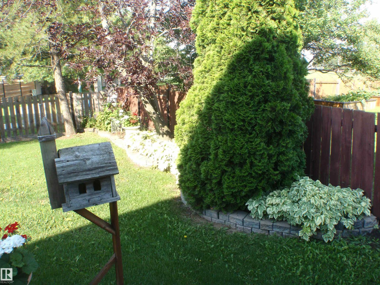 5802 53 ST - Image 18