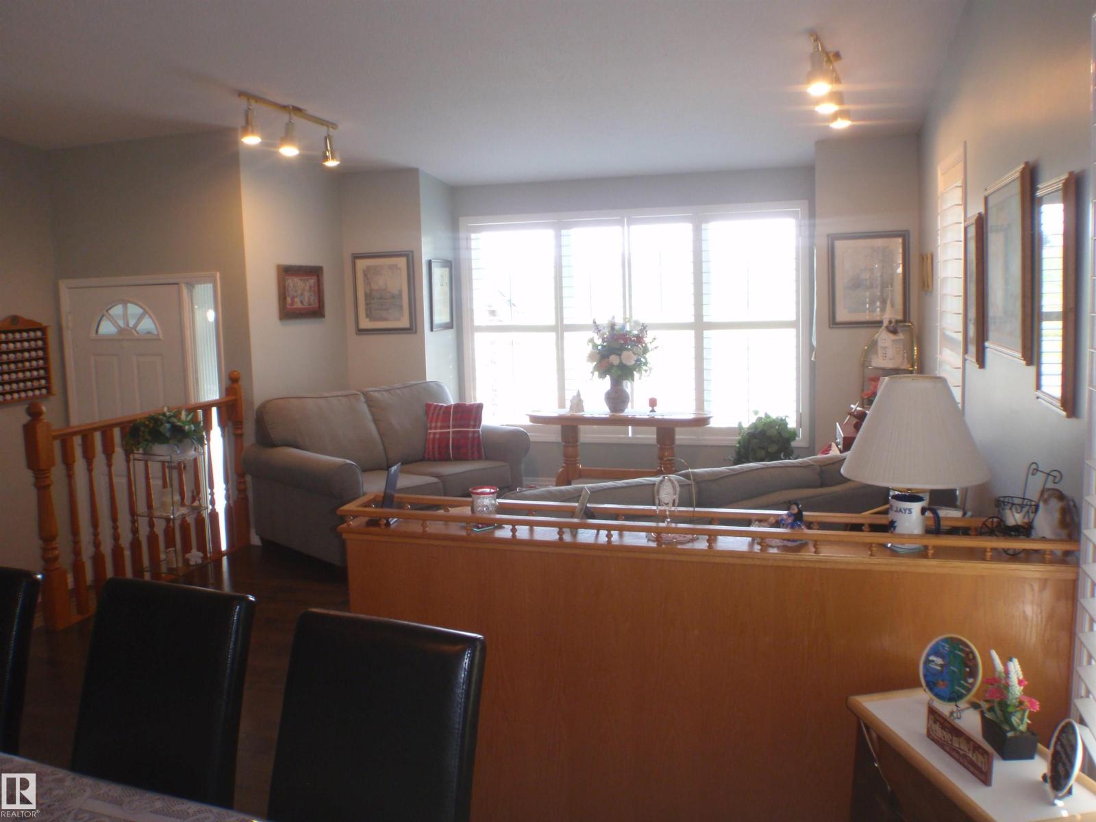 5802 53 ST - Image 27