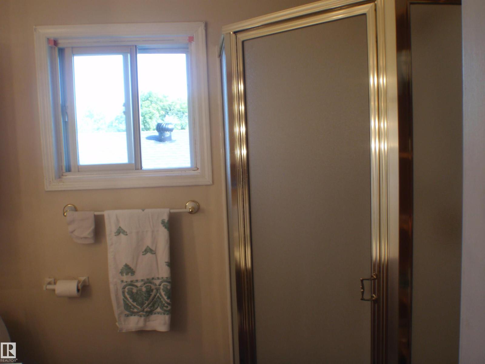 5802 53 ST - Image 42