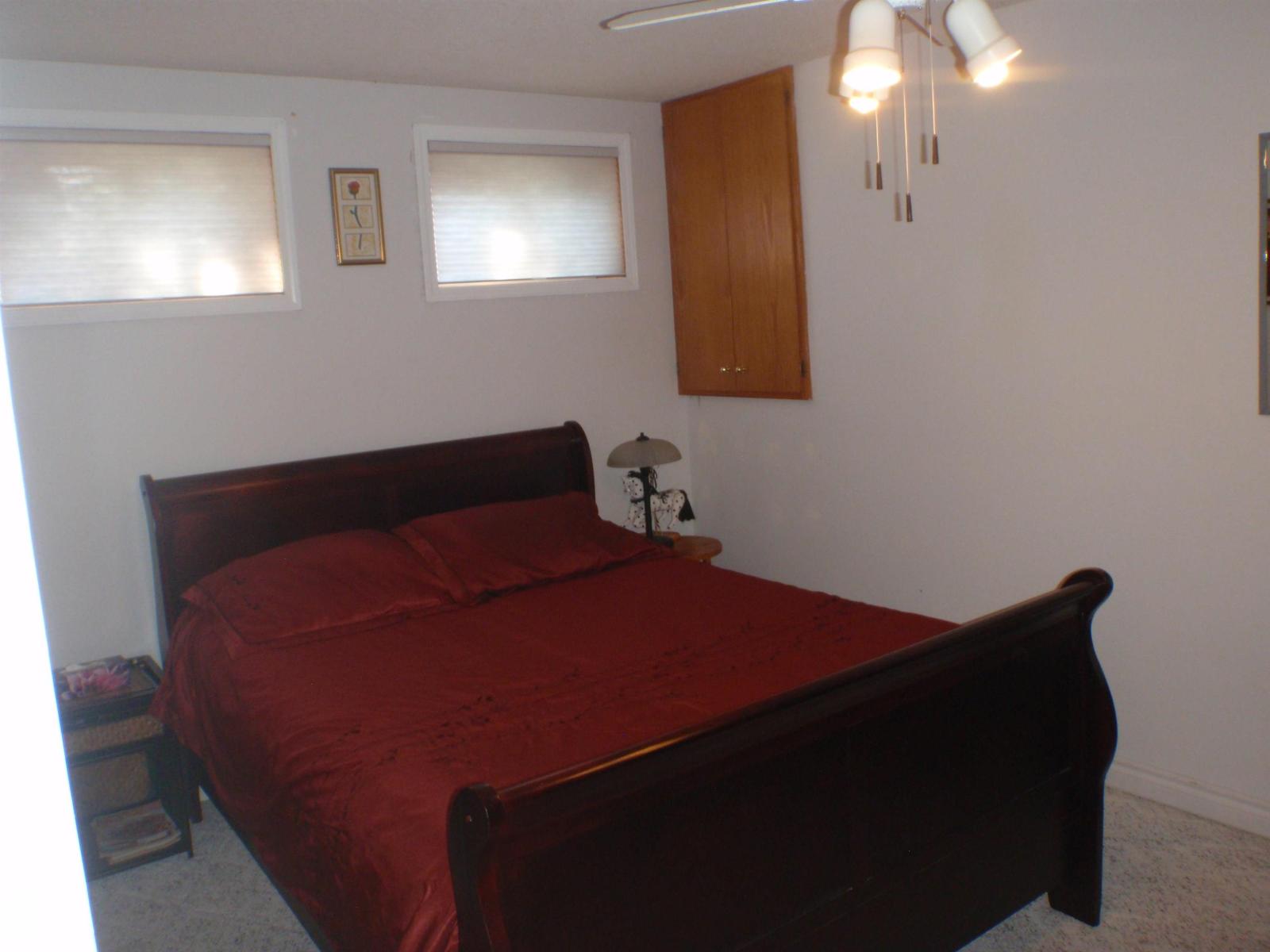 5802 53 ST - Image 61
