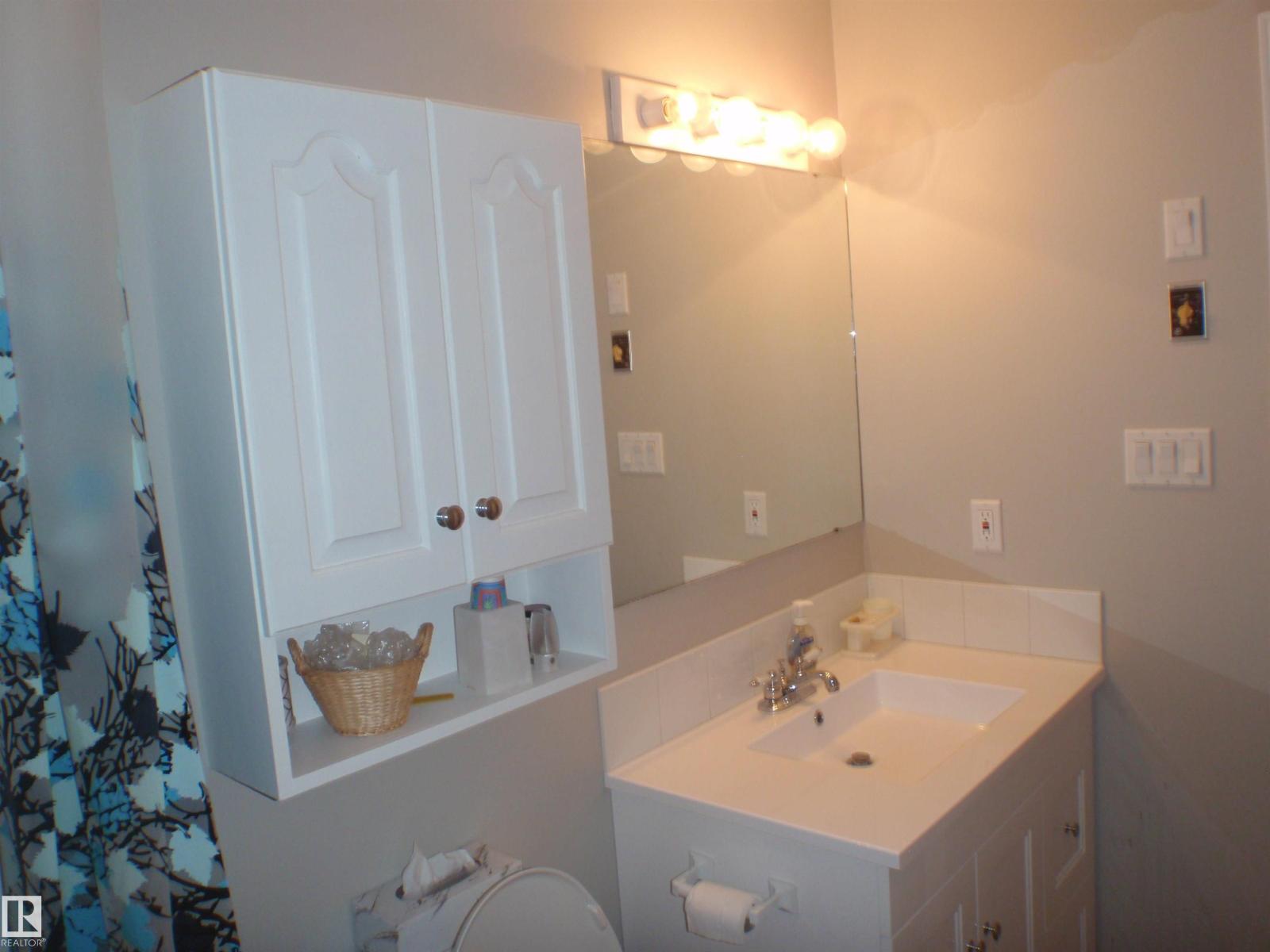 5802 53 ST - Image 66