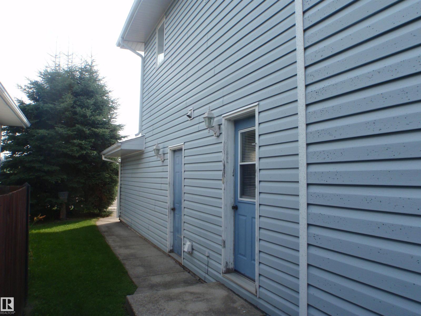 5802 53 ST - Image 9