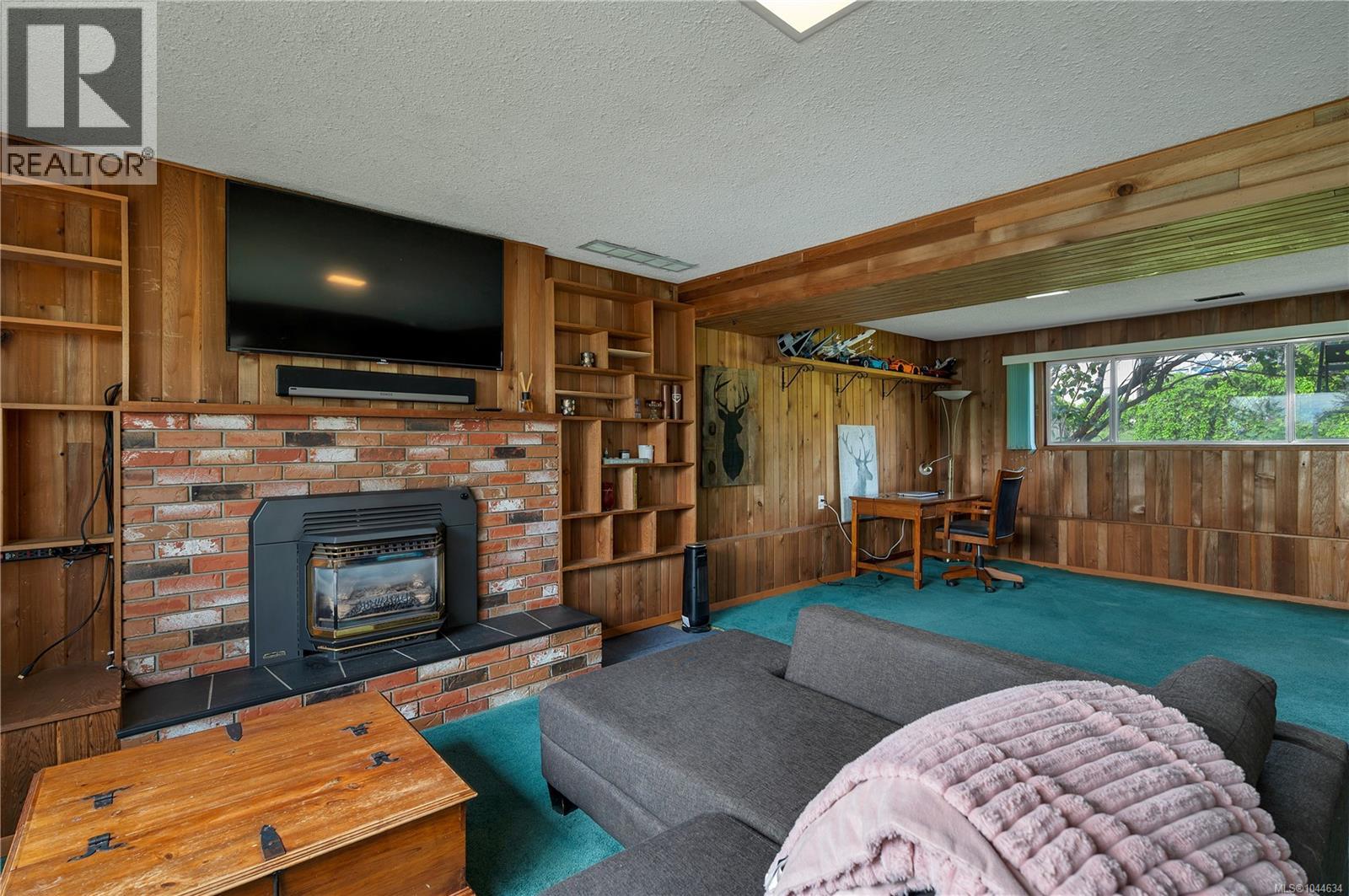 880 Galerno Rd - 11
