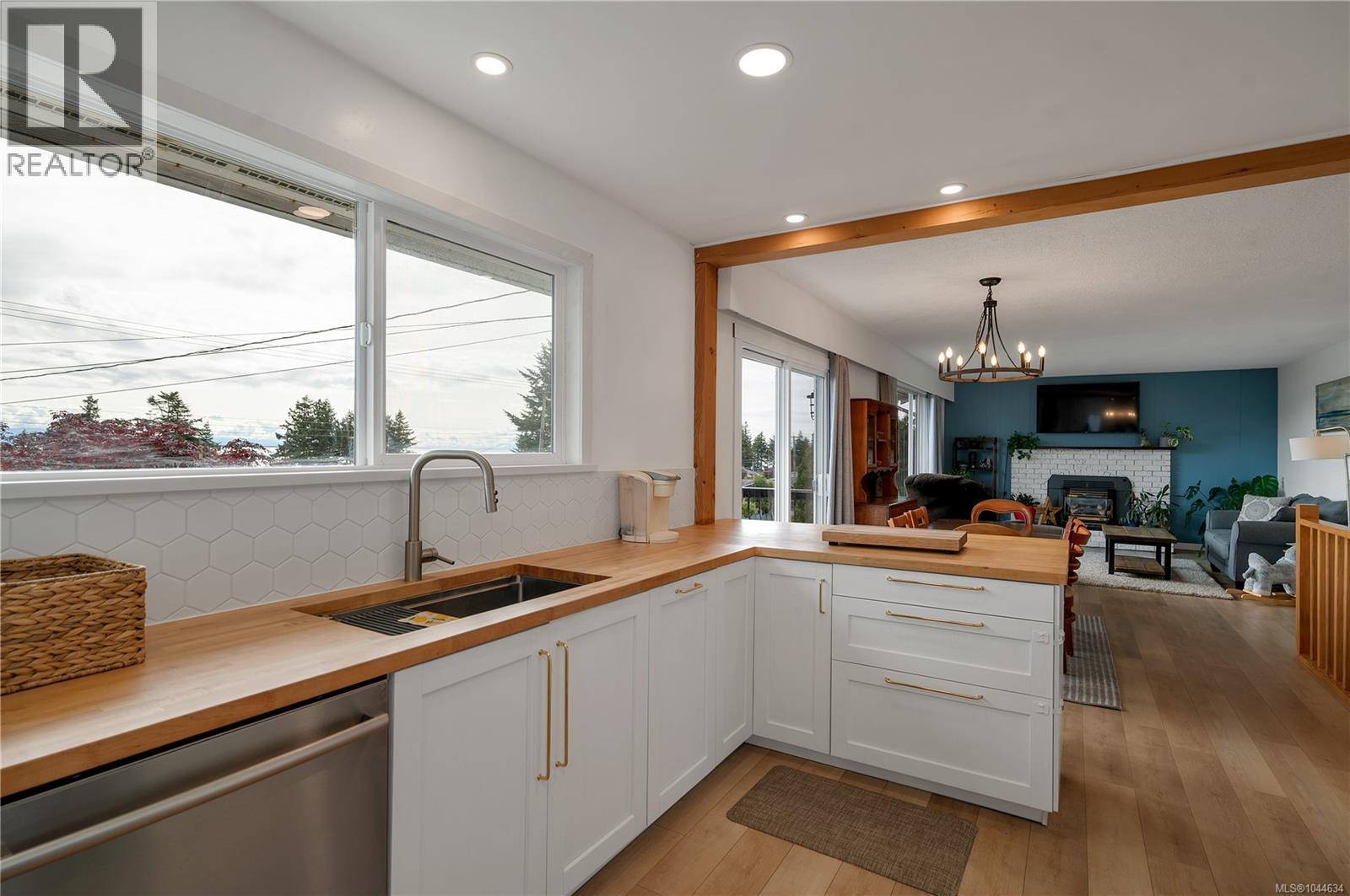 880 Galerno Rd - 29