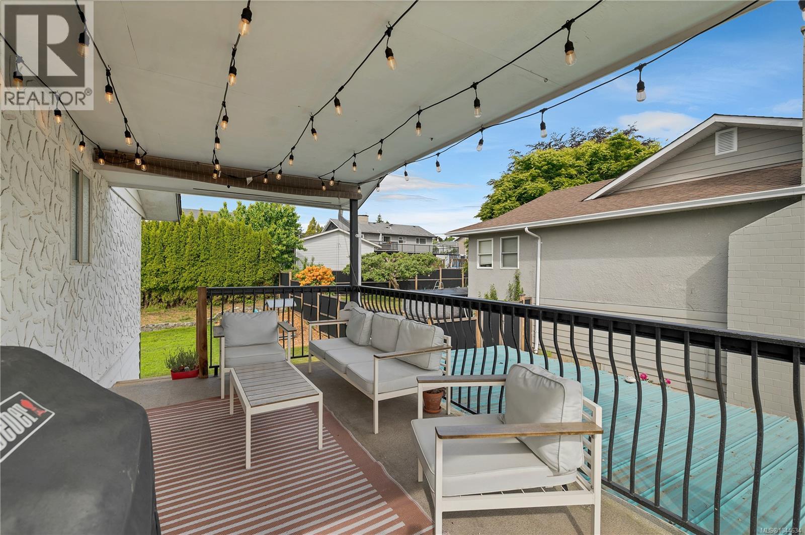 880 Galerno Rd - 32
