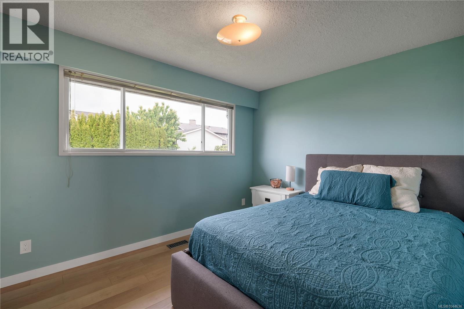 880 Galerno Rd - 39