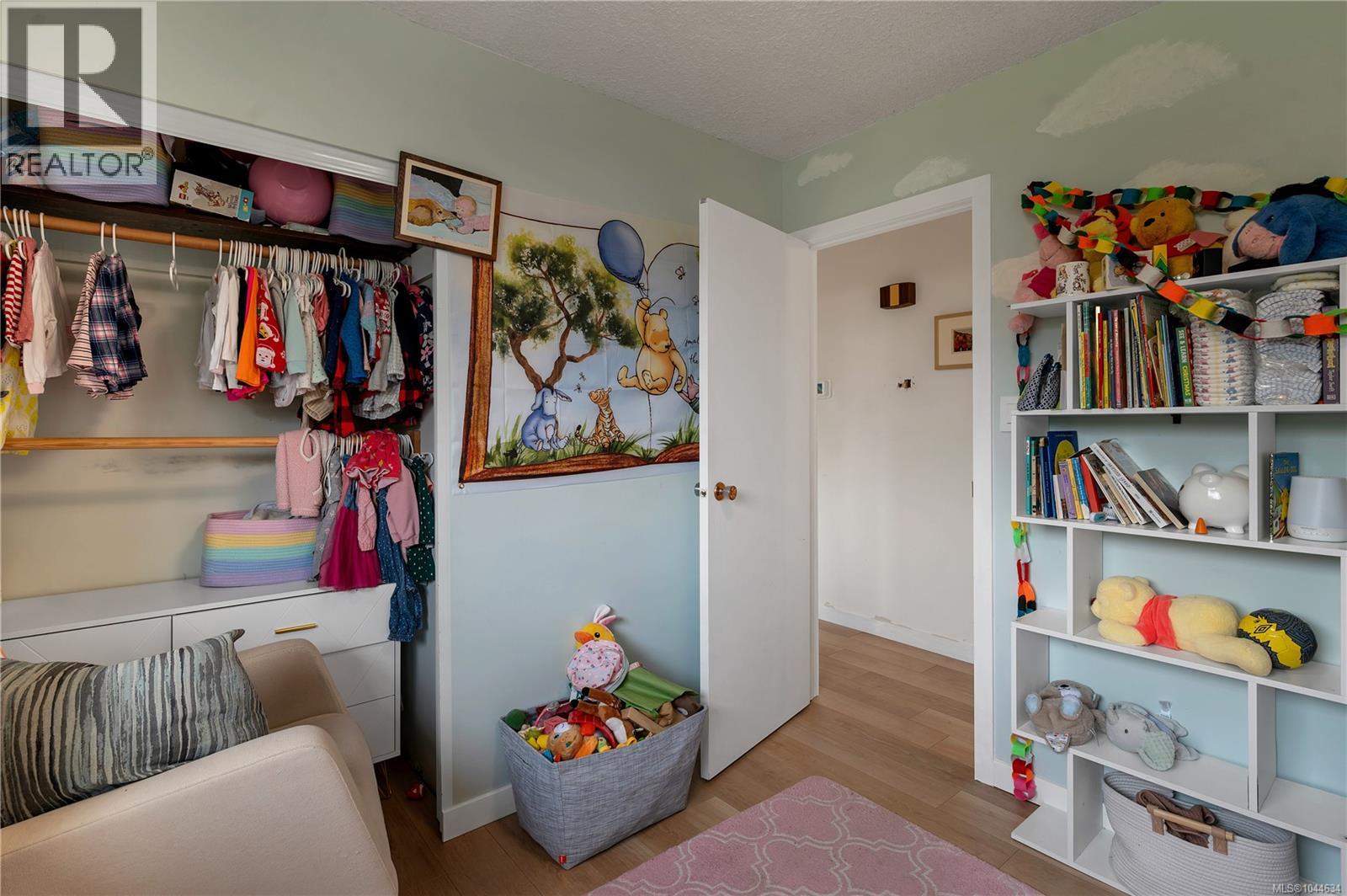 880 Galerno Rd - 41