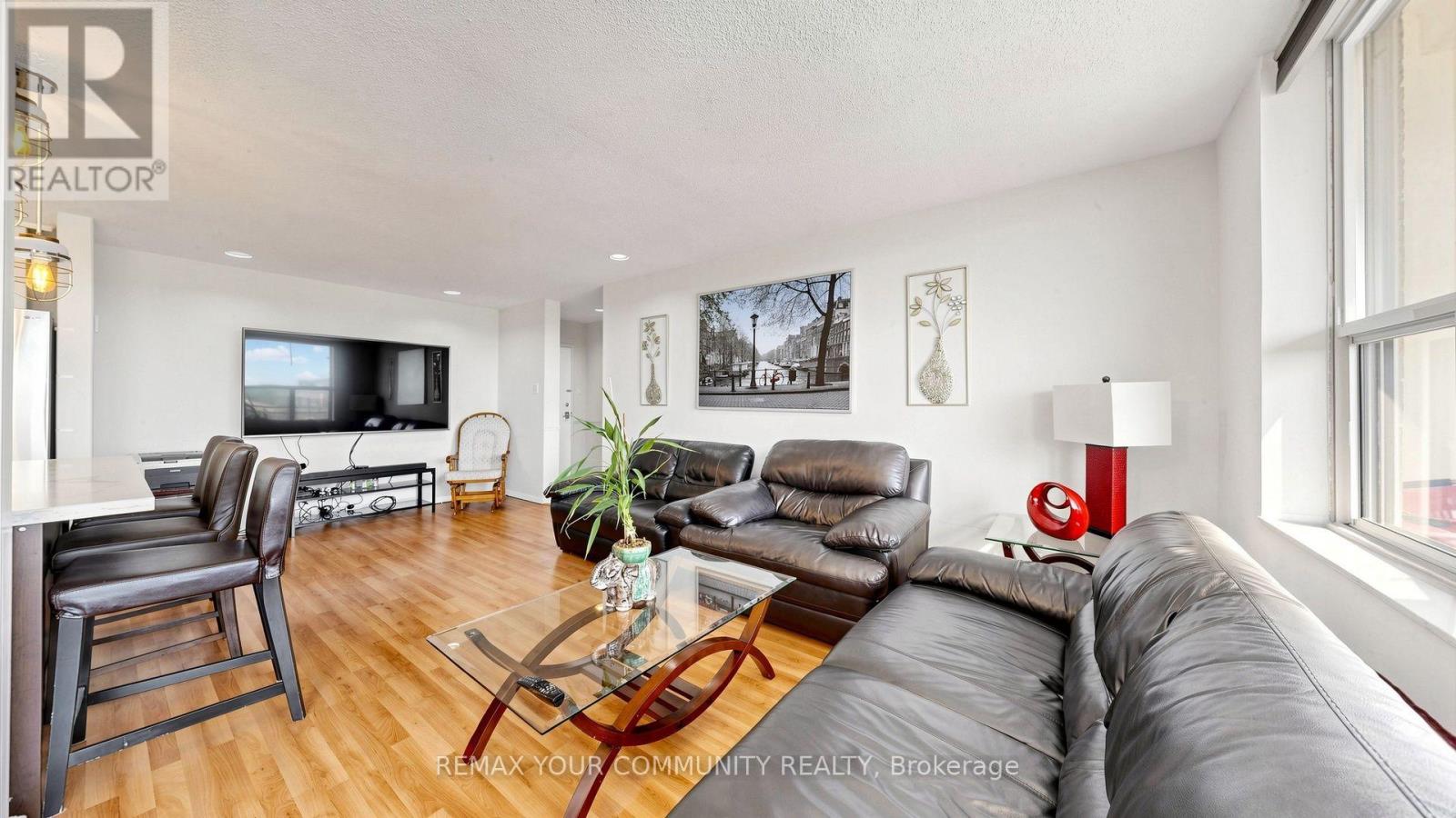 #8 180 DUDLEY AVENUE - 13